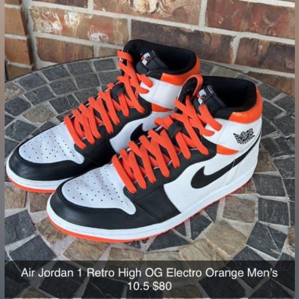 Air Jordan 1 Retro High OG Electro Orange 10.5 Men’s
